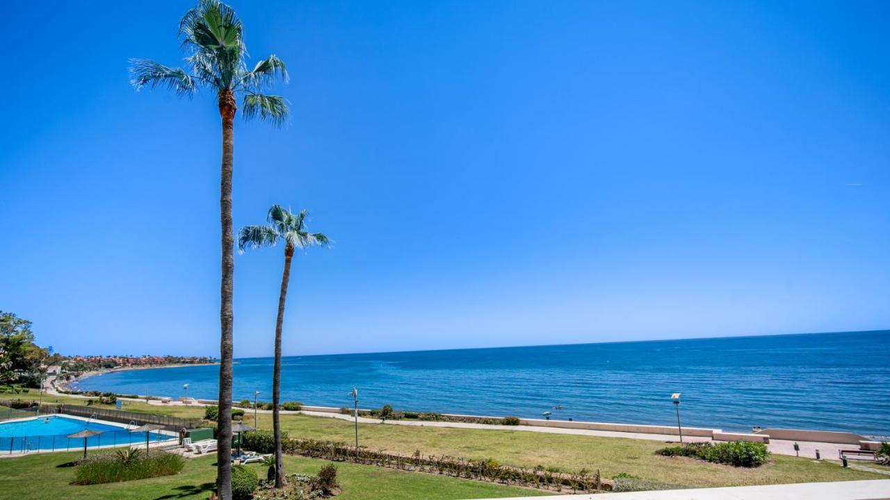Beach-Line Apartment With 3 Bedrooms In אסטפונה מראה חיצוני תמונה